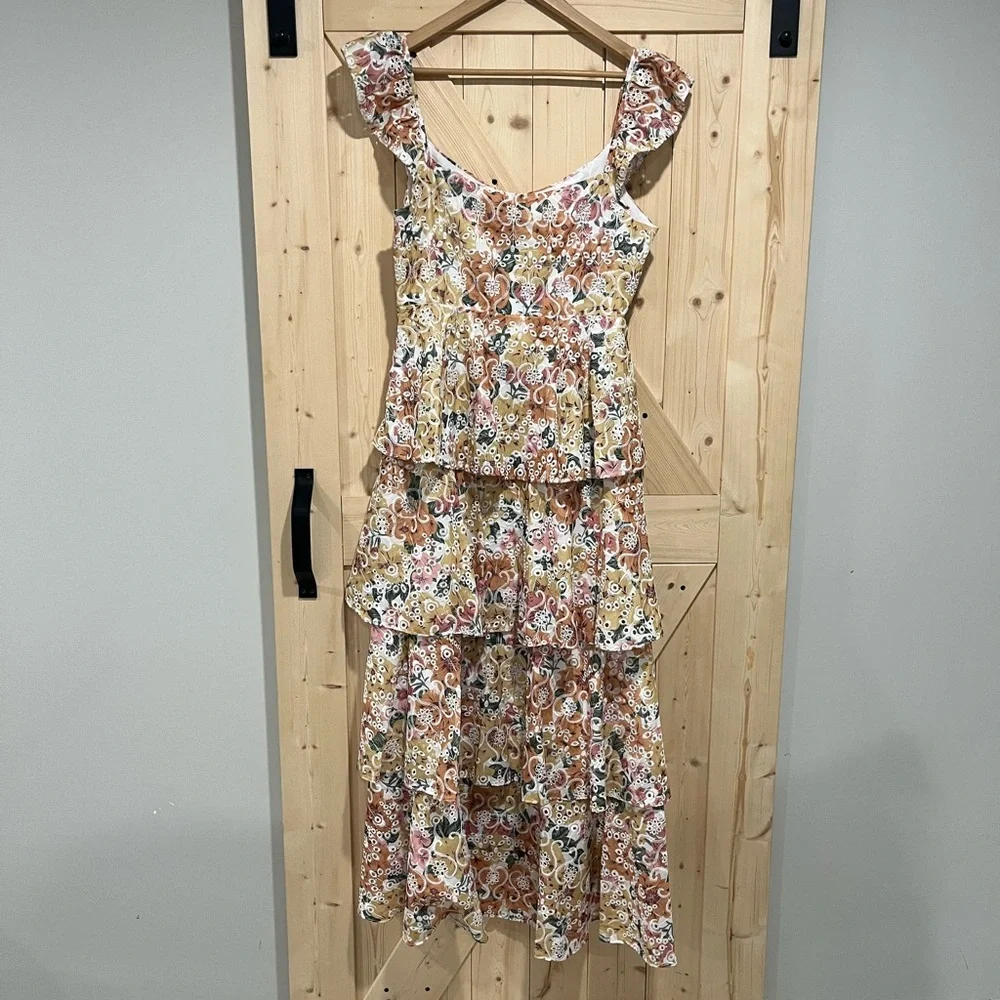 NWT En Saison Presley Floral Embroidered Tieres Midi Dress, Size Large. - Picture 9 of 13